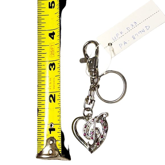 Heart With Pink Rhinestones - Music Note Keychain - New - Great Gift! - Picture 3 of 3